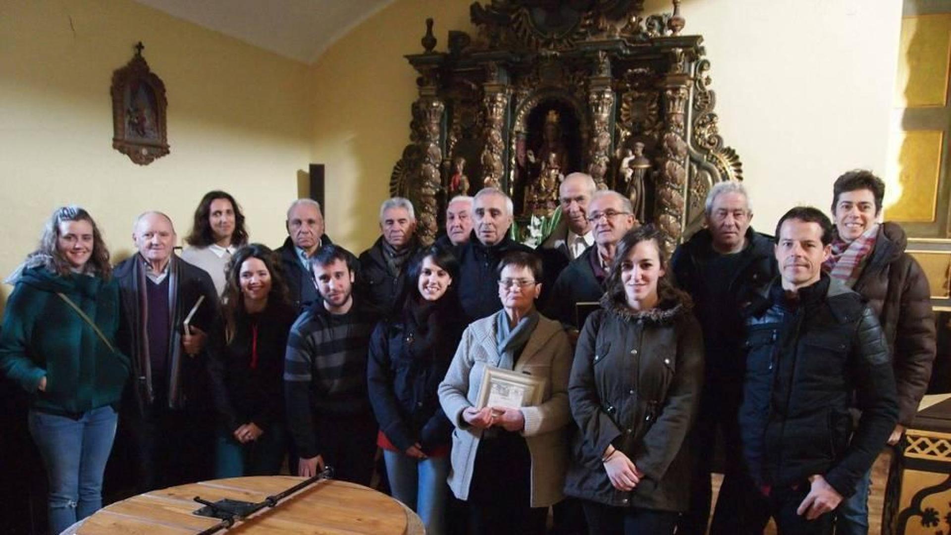 Mayores entrevistados, representantes del Ayuntamiento de Lónguida y trabajadores de Karekin.