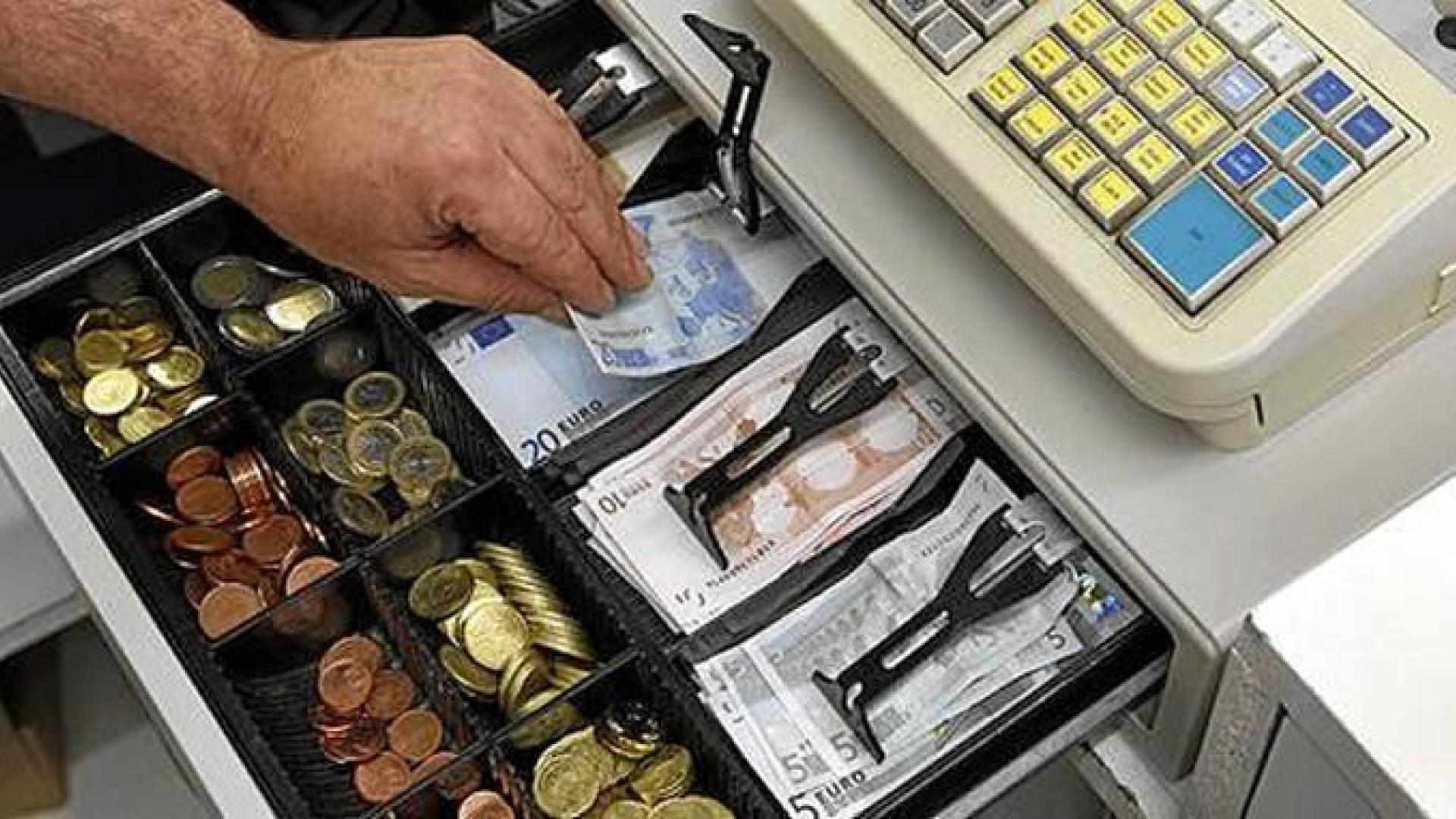 Sorprendido in fraganti por los camareros del bar en el que intentaba robar