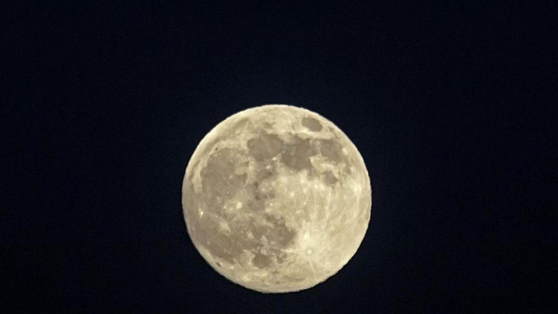 La luna llena afecta al sue&ntilde;o