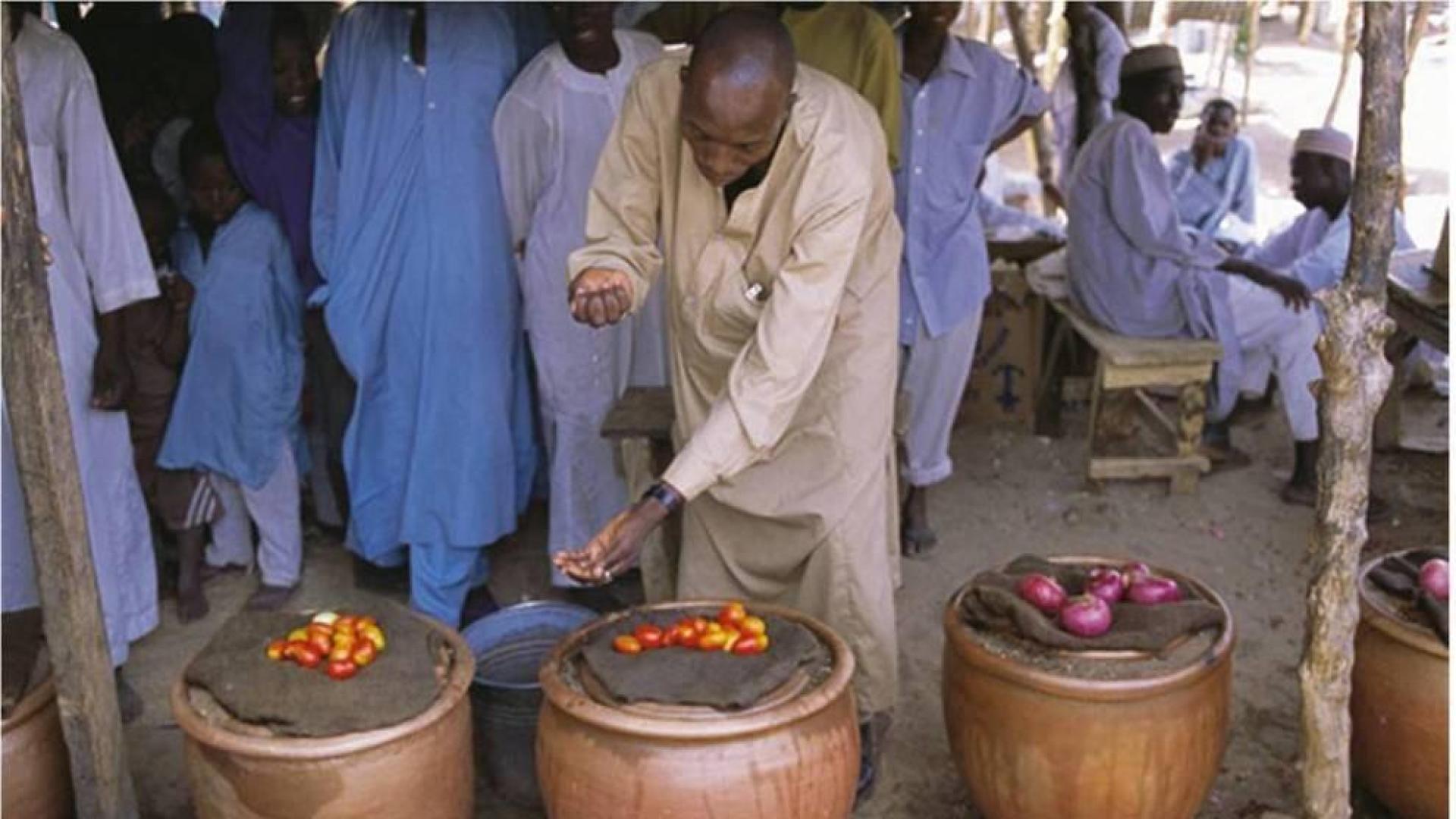 La nevera del desierto que inventó el nigeriano Mohammed Bah Abba.