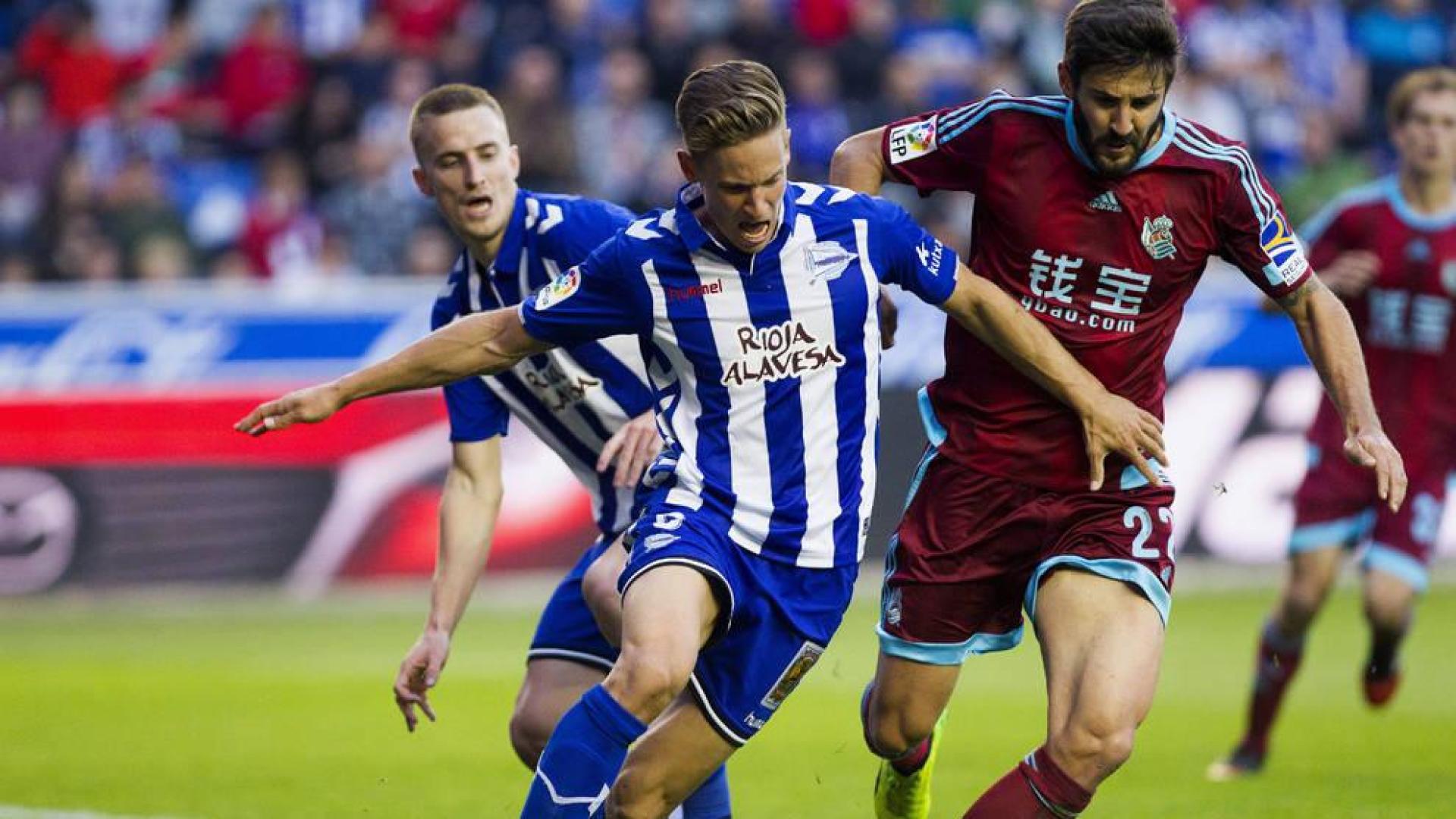 El Alavés frena a la Real en el derbi