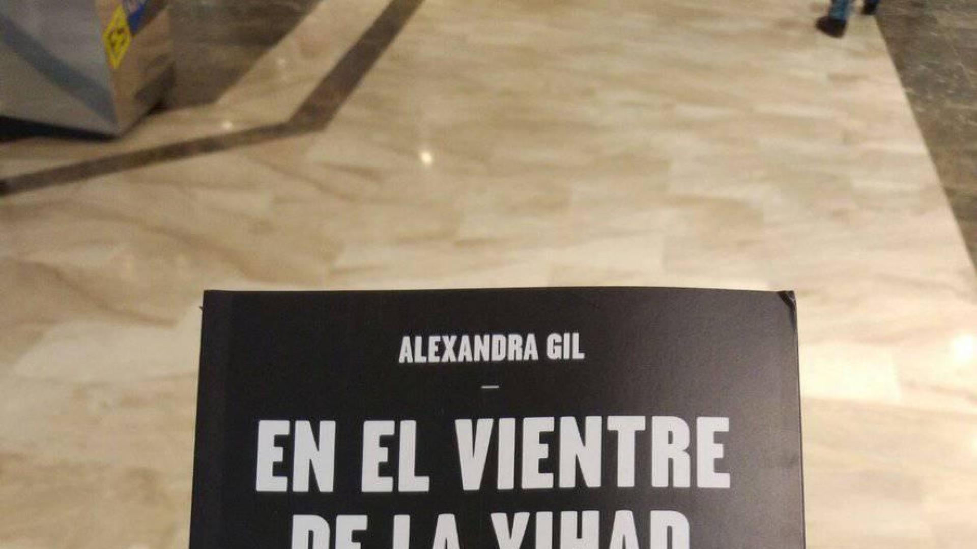 Alexandra Gil da voz a las madres de los voluntarios europeos del Daesh