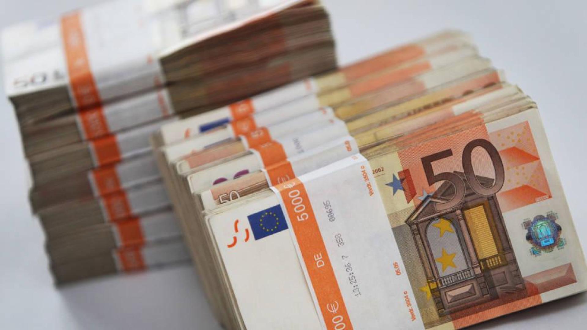 El billete de 50 euros da el relevo al de 500