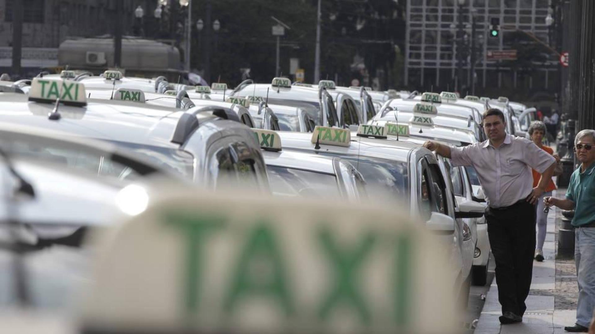 Sao Paulo crea nueva categoría de taxi en medio de polémica con Uber