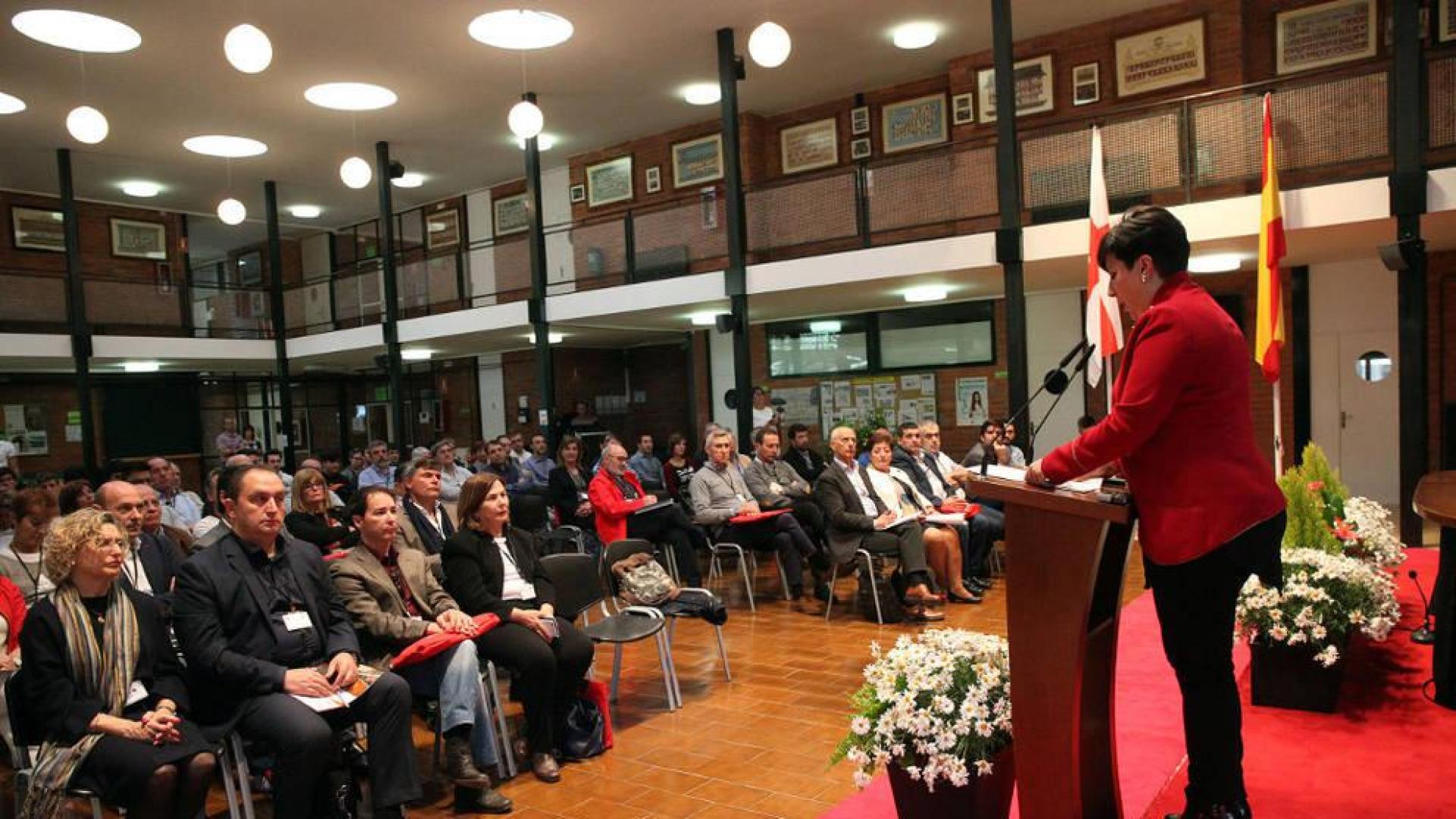 Profesionales piden que se cuente con ellos para las leyes educativas
