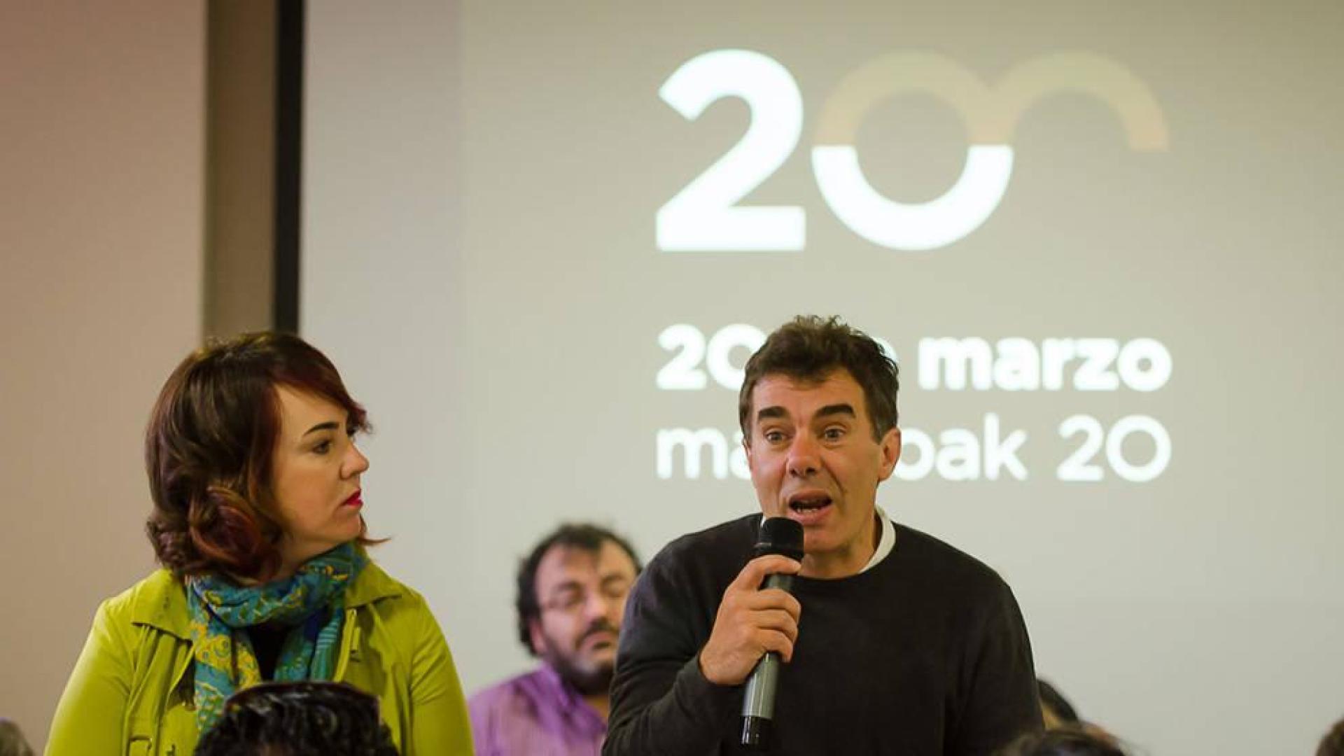Eduardo Santos presenta su candidatura a Podemos frente "al continuismo" de Laura Pérez