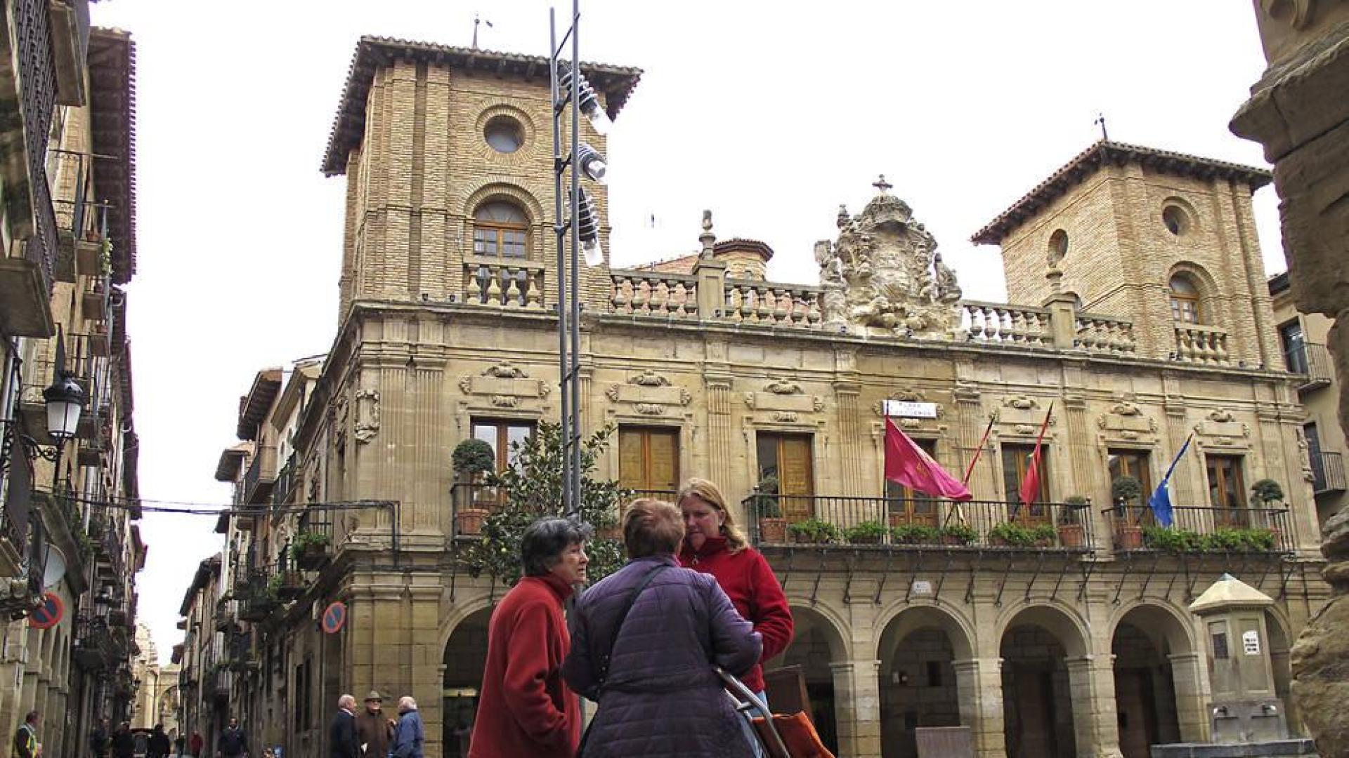Los 4 partidos de la oposición rechazan los presupuestos de UPN en Viana
