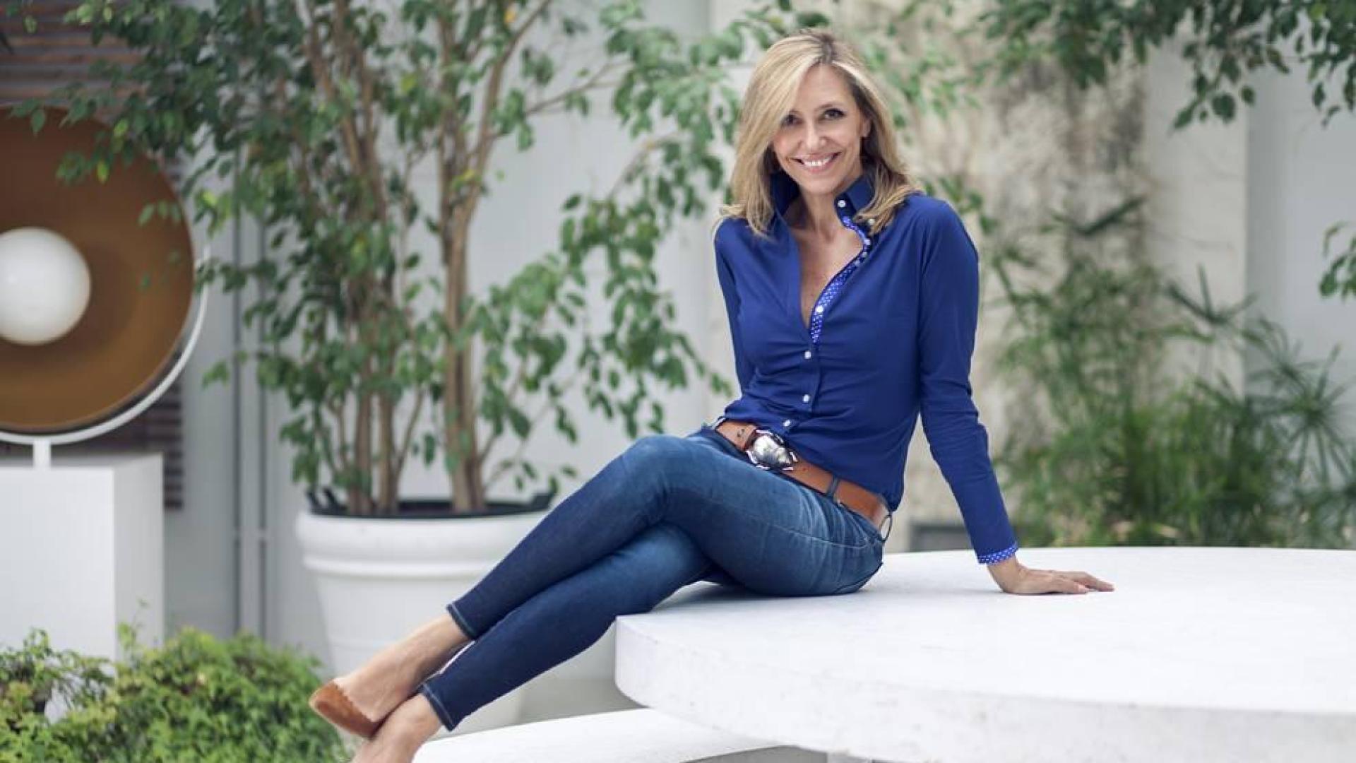 Marta Robles presentará en Pamplona "Amenos de cinco centímetros"