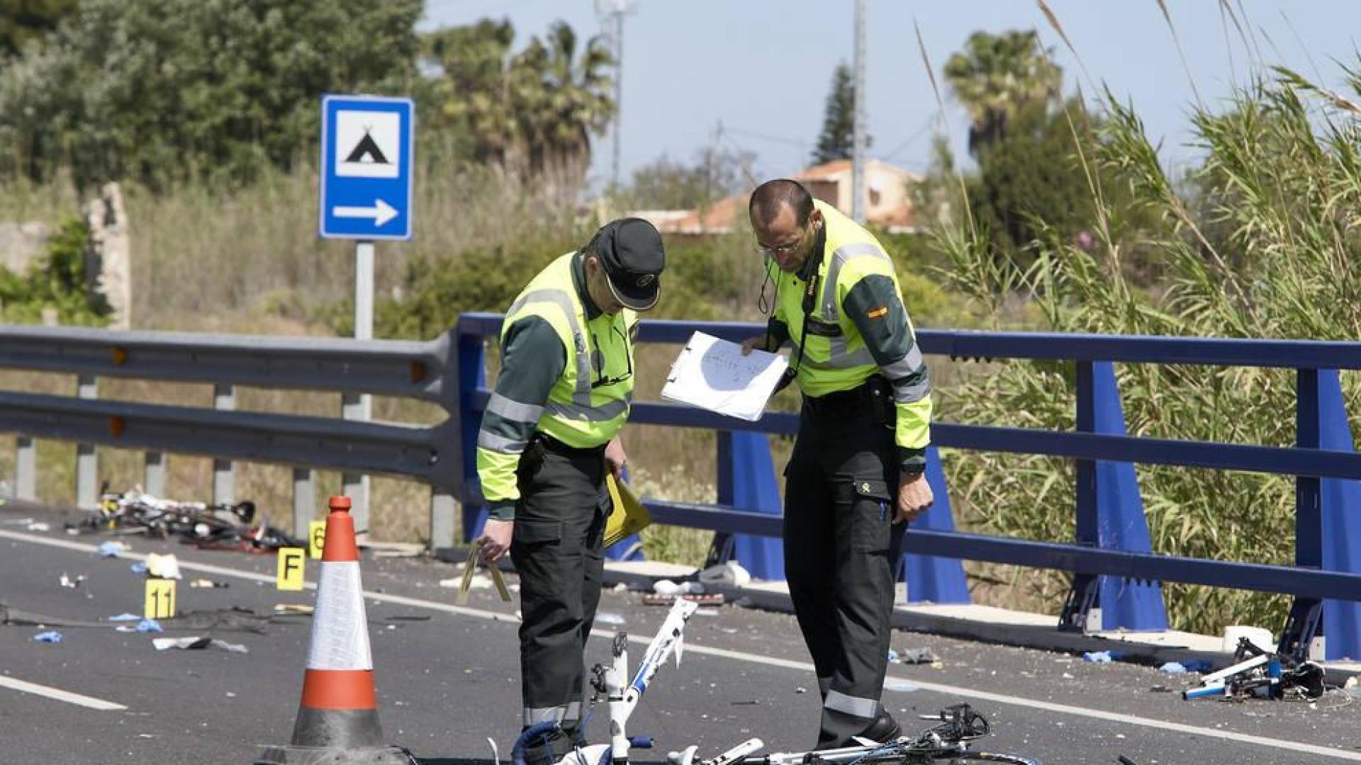 Accidente con tres ciclistas fallecidos en Oliva (Valencia). La conductora dio positivo.