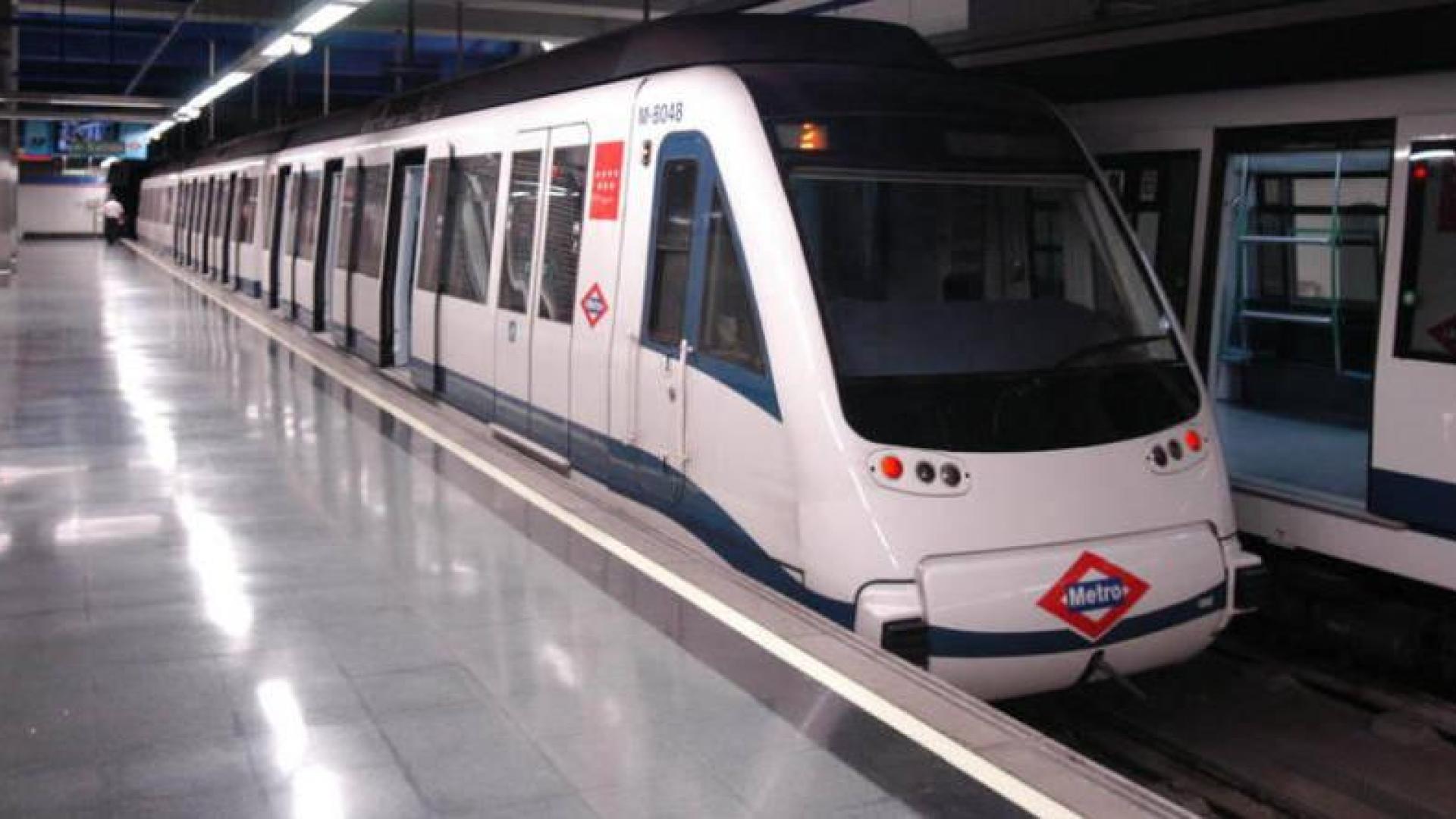 Los TEDAX hacen explotar una maleta sospechosa en el Metro de Madrid