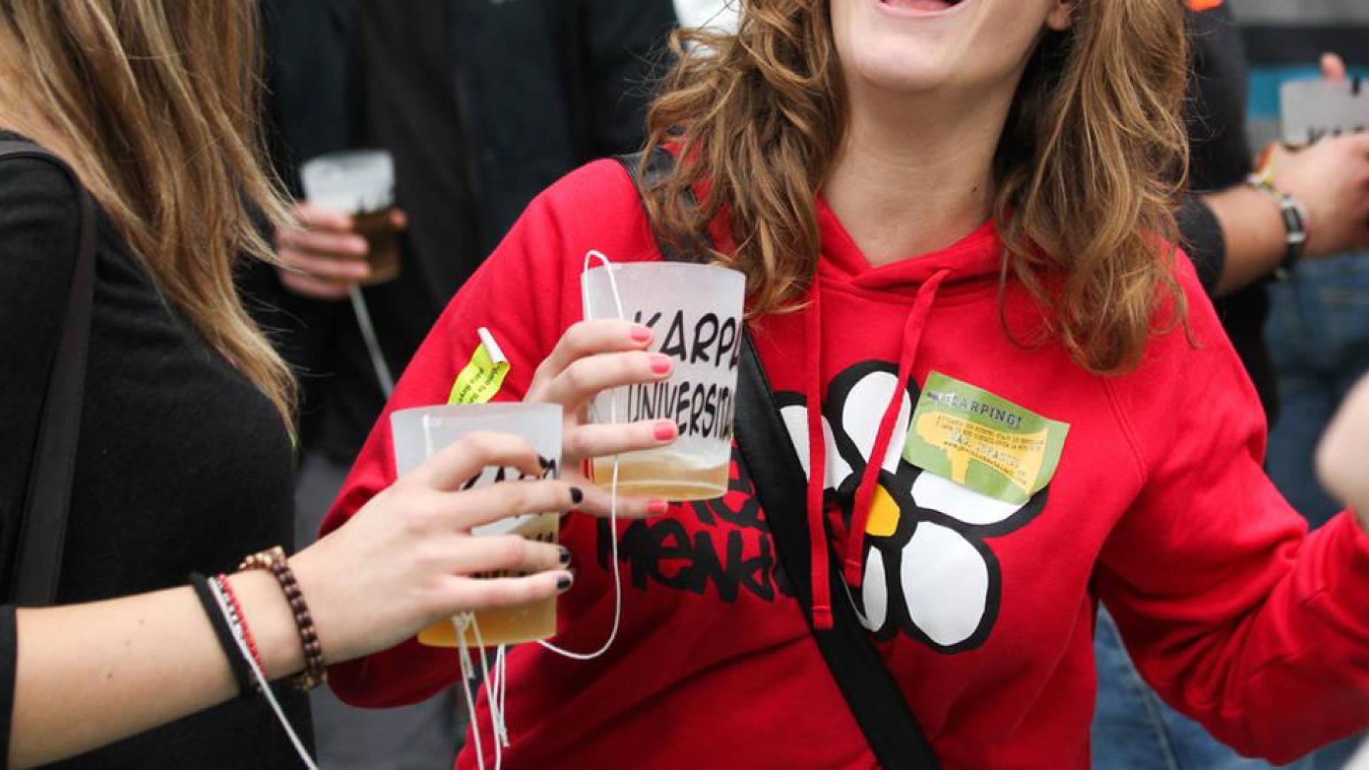 Los vasos reutilizables volverán al Casco Viejo el próximo mes de mayo