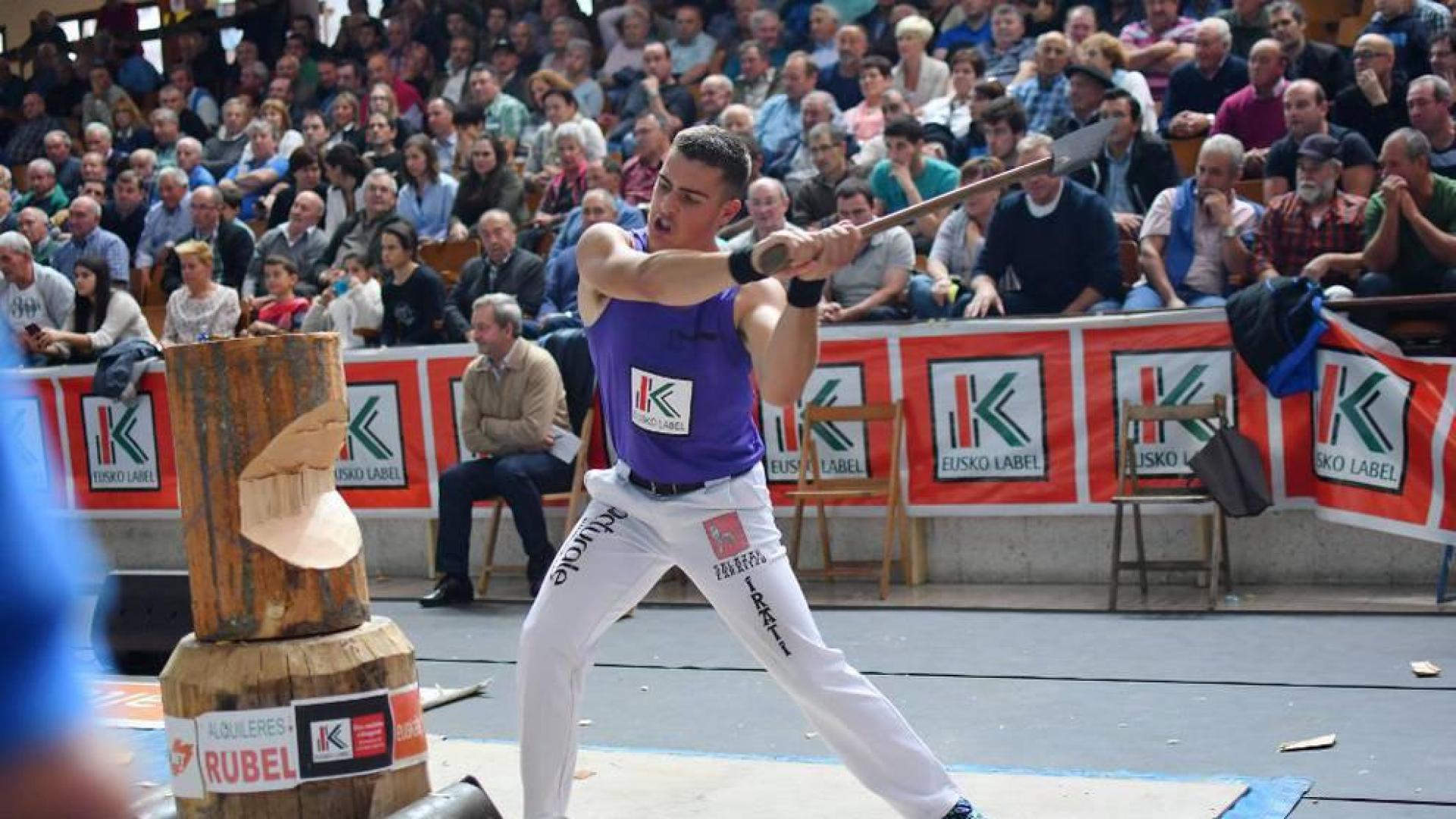 Vicente, a 19 segundos de la gloria