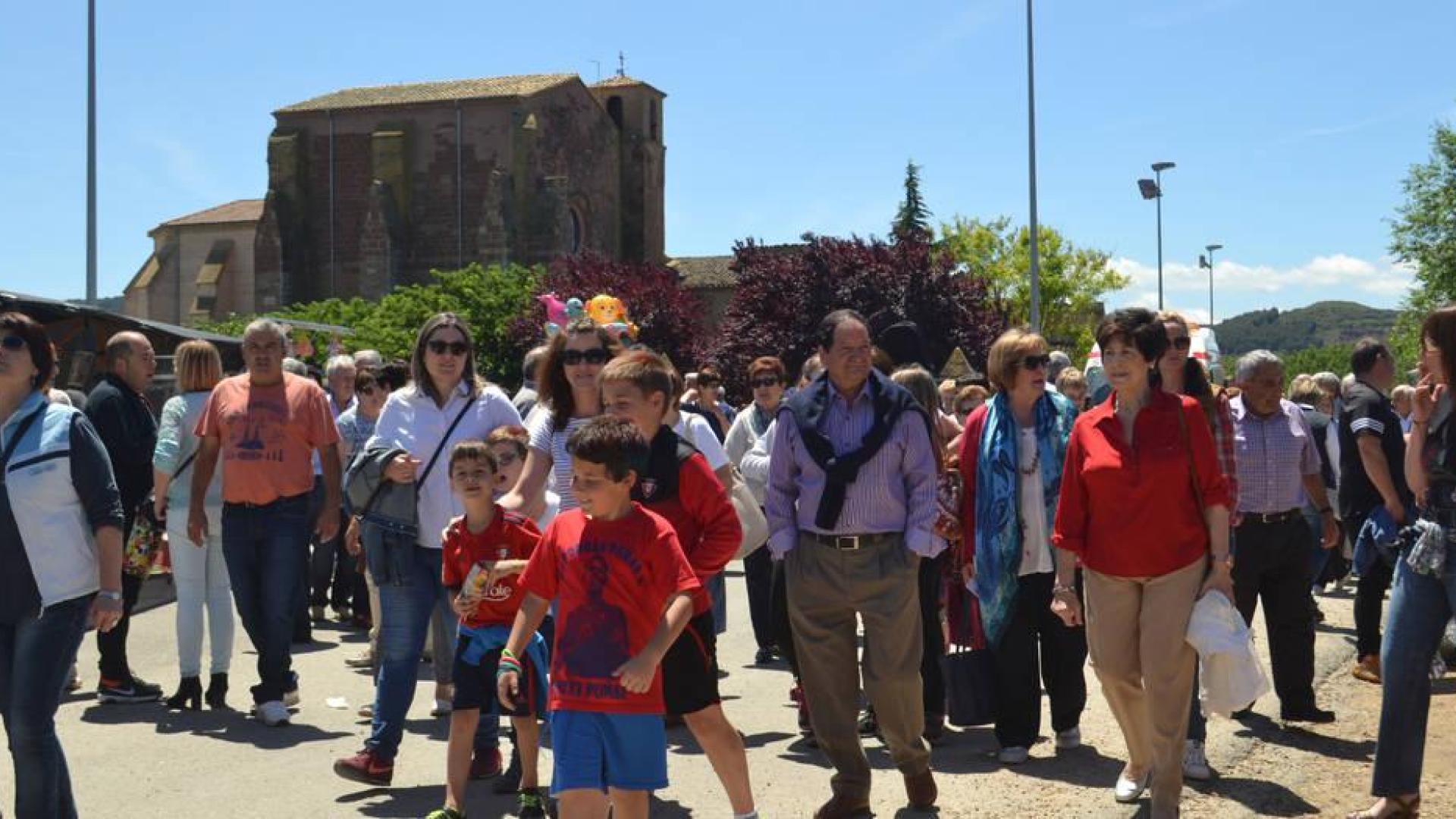 La ermita de Legarda recibió a 2.000 romeros