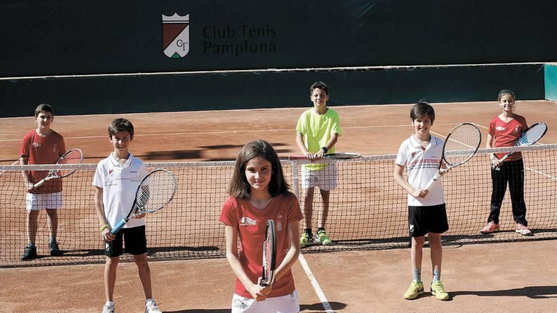 La cantera navarra admira a Nadal