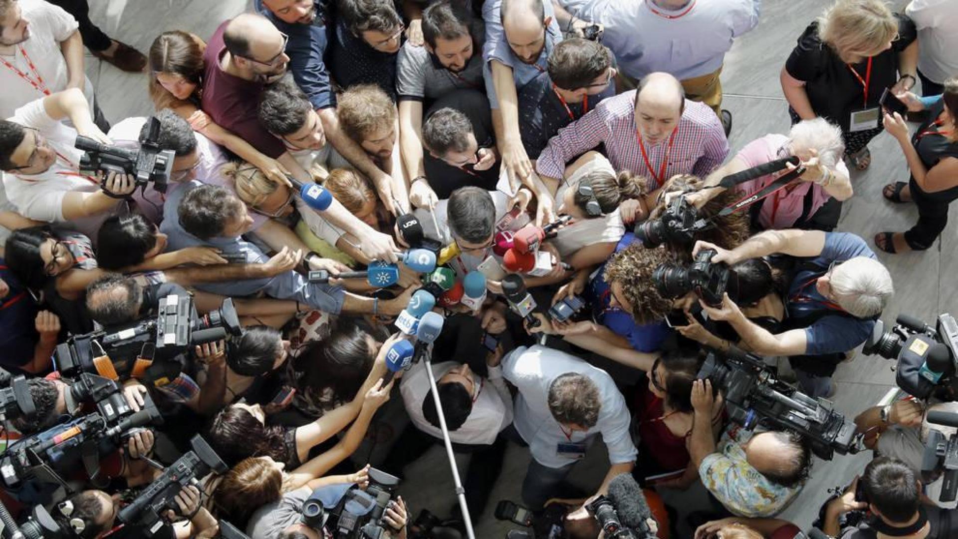 El Congreso del PSOE aprueba el reconocimiento de la plurinacionalidad