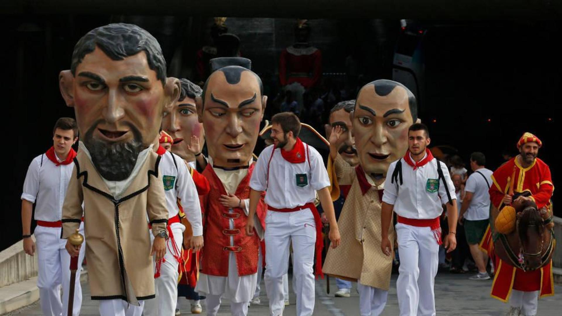 Un documental recrea la historia de la Comparsa de gigantes de Pamplona