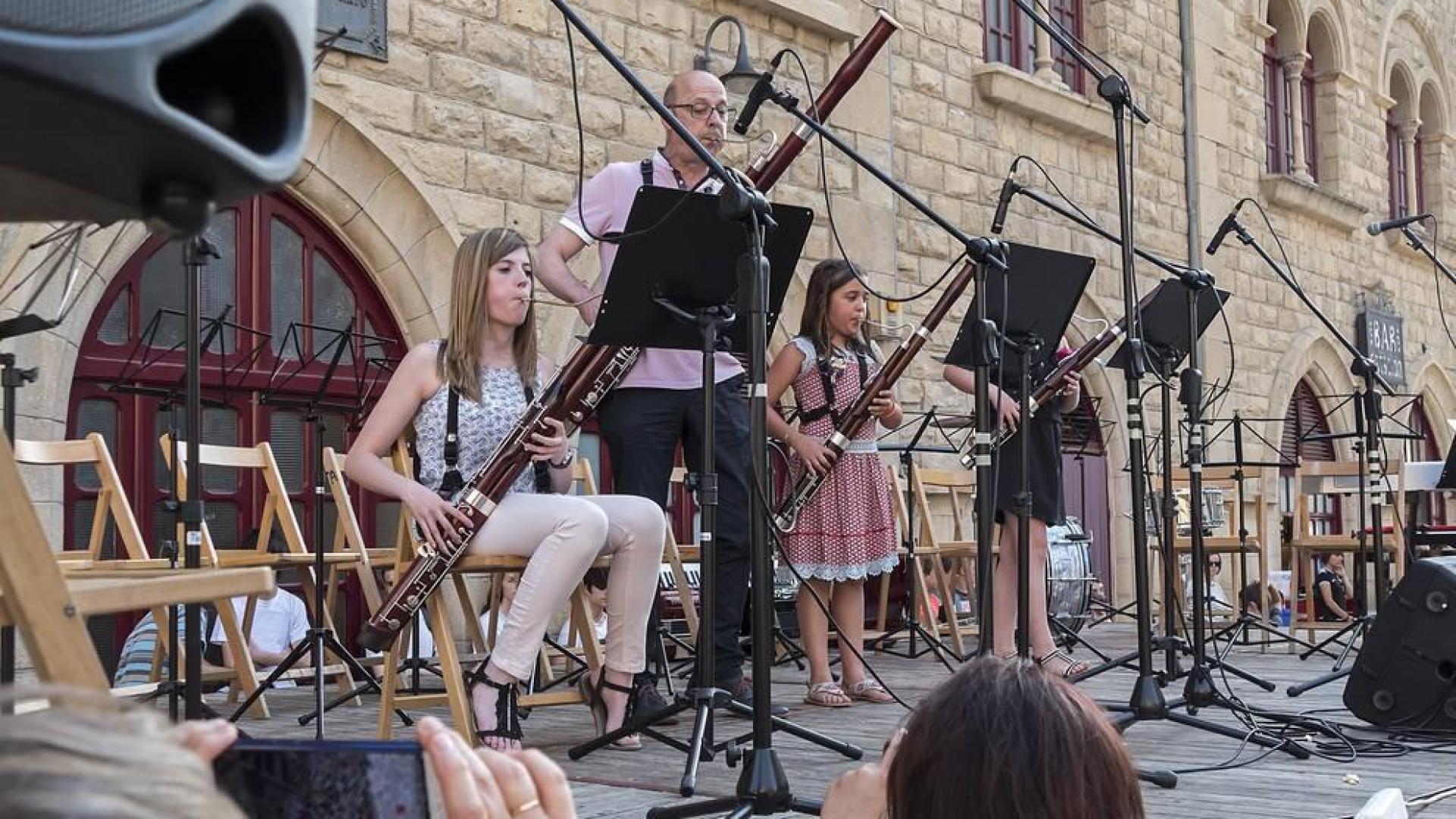 Las becas de los pueblos no frenan el desplome de alumnos de música