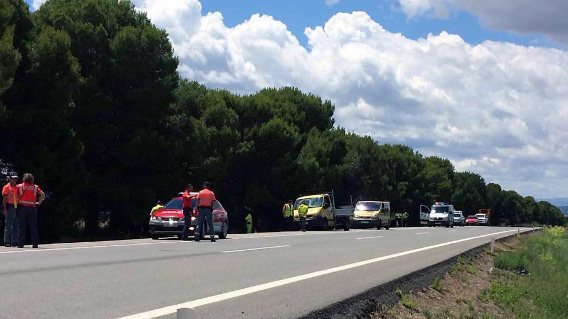 Herido grave un trabajador atropellado por un camión en la AP-15 en Falces