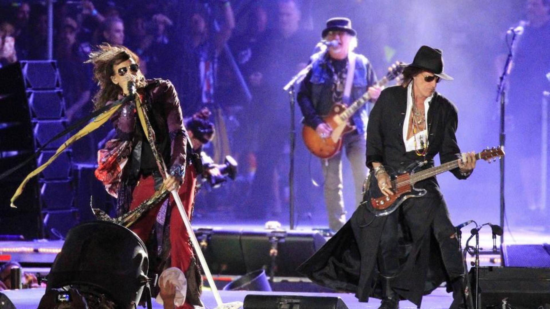 El grupo estadounidense Aerosmith durante el concierto que han ofrecido en el auditorio Miguel Rios de Rivas Vaciamadrid.