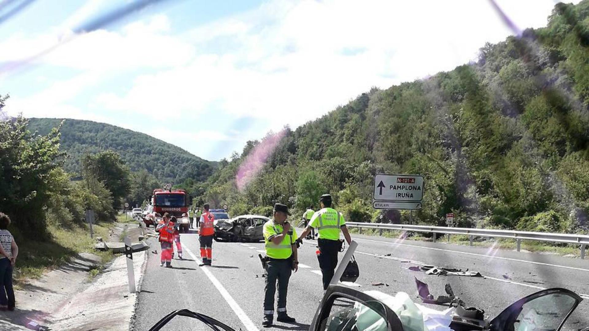 Un muerto y una herida grave en un accidente en la N-121-A en Etuláin