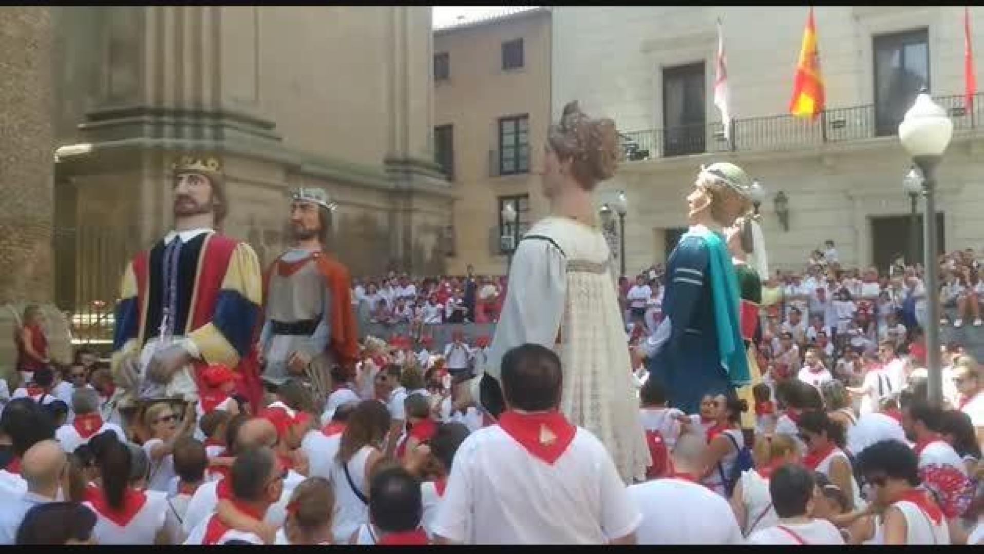 Despedida de los Gigantes en las Fiestas de Tudela