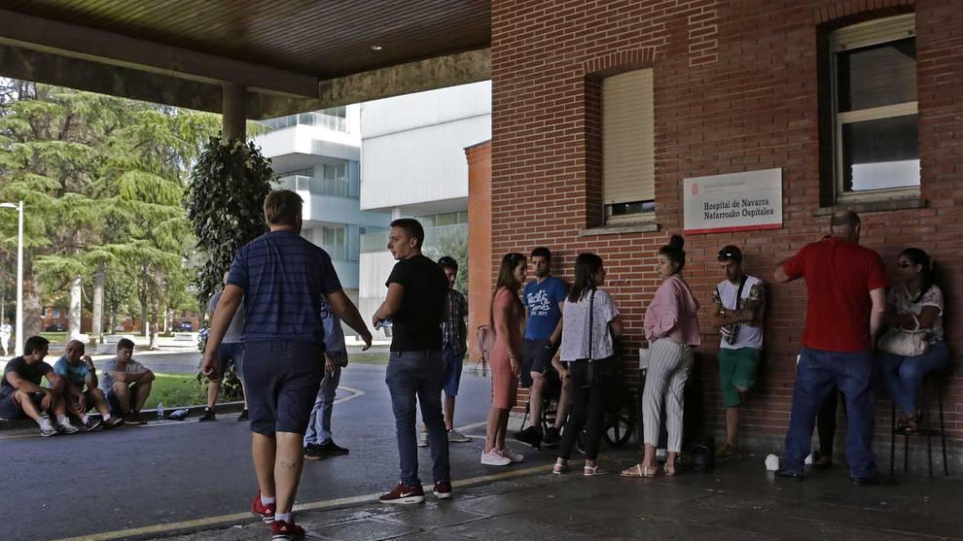 Muy crítico en la UCI el joven de 25 años herido en Puente la Reina