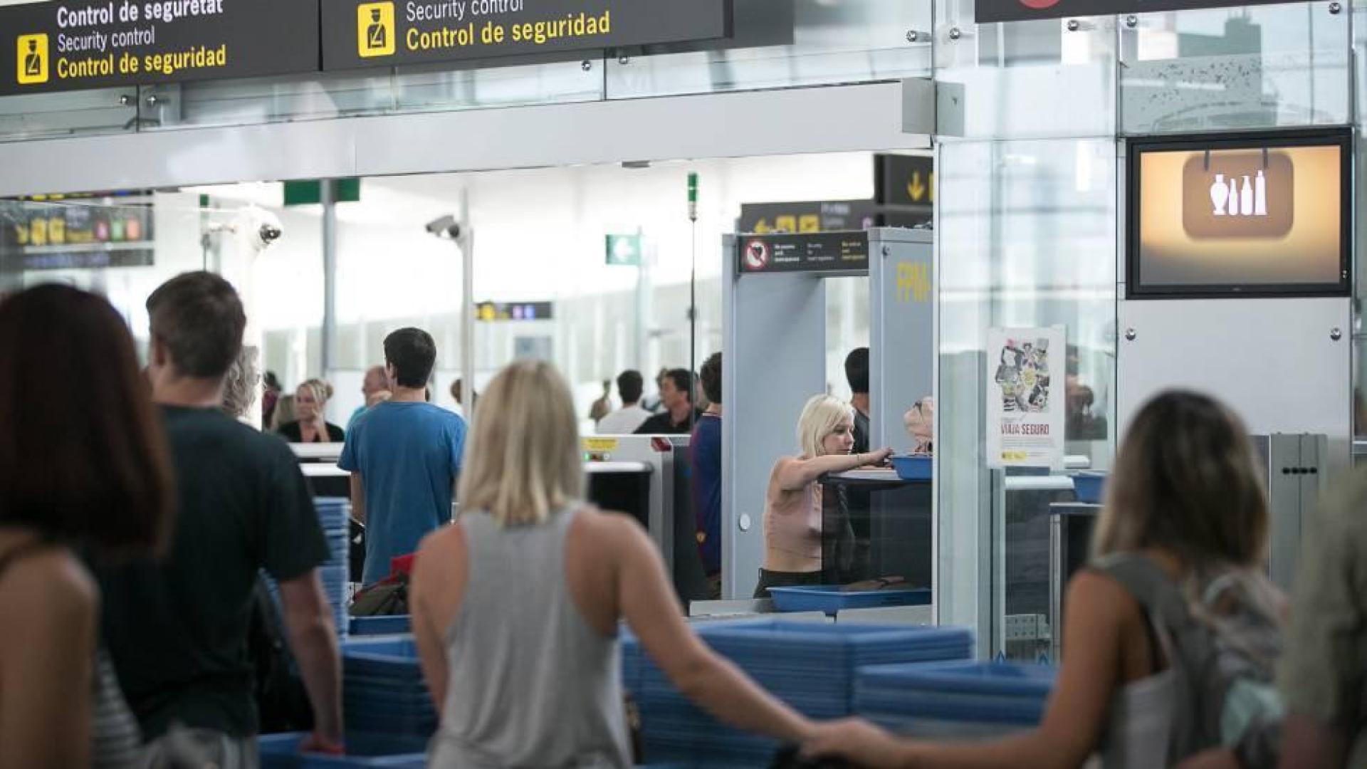 Aena podría sancionar a Eulen con 300.000 euros por las huelgas de El Prat