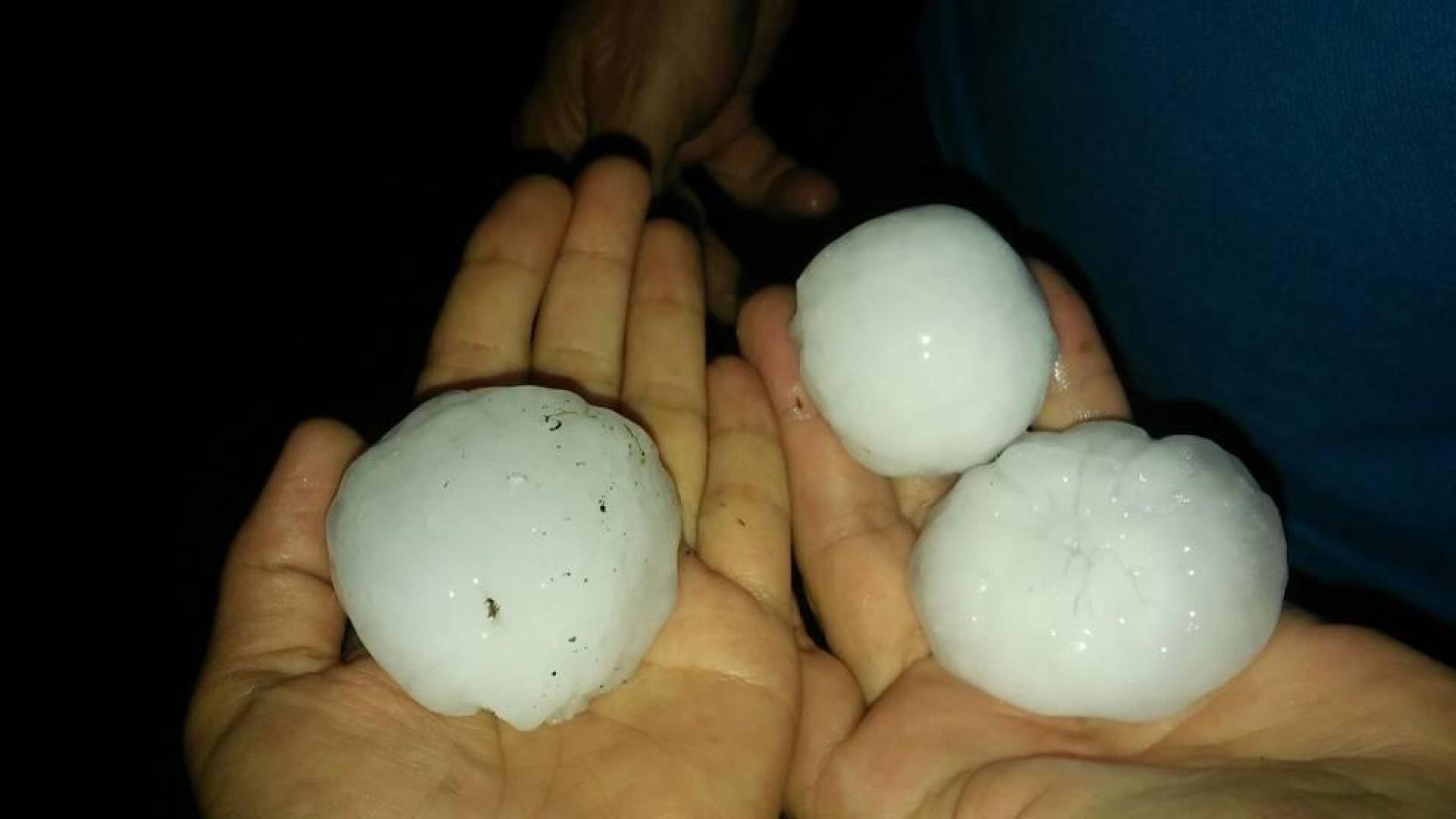 Espectacular granizada en la Valdorba y la zona de Sangüesa