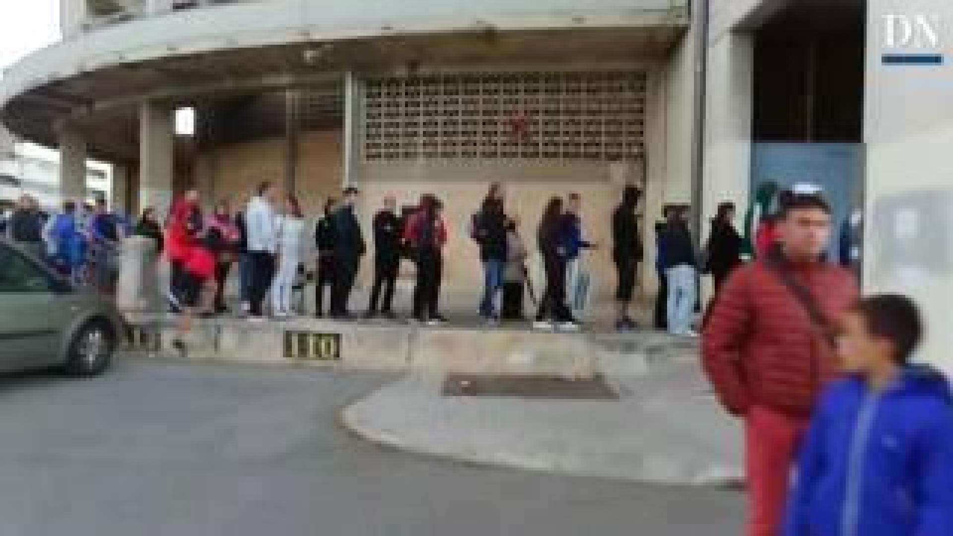 La fila para hacerse socios de Osasuna da más la vuelta al estadio