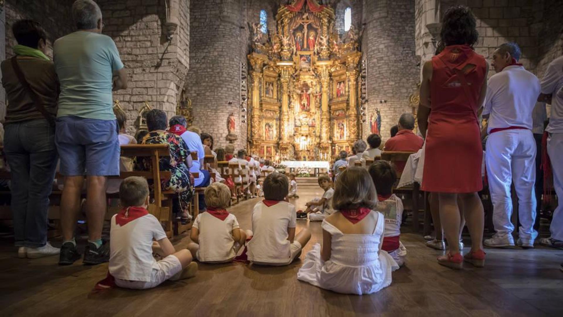 Devoción y tradición se conjuran en Aoiz