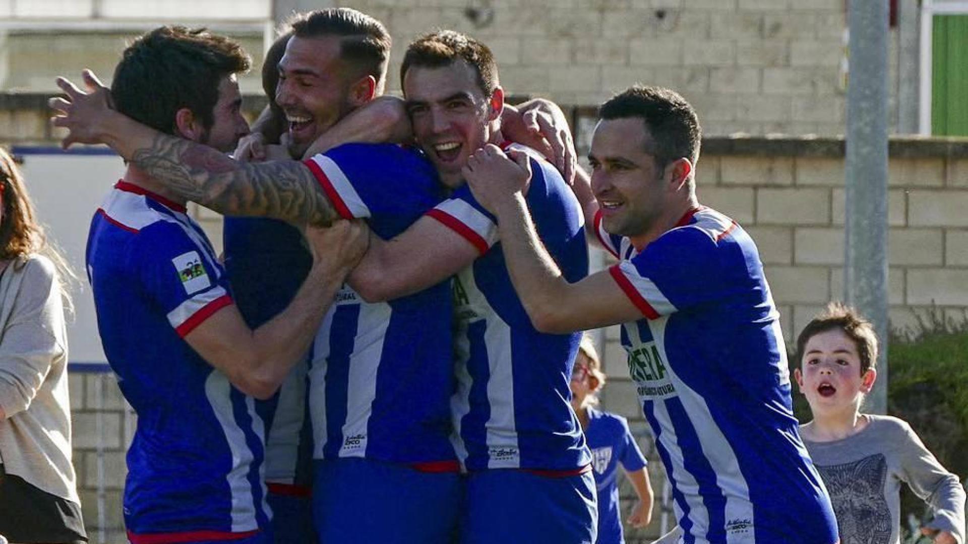El Izarra se repone en el derbi