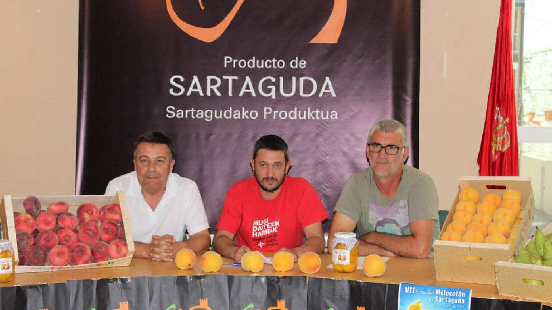 Sartaguda pone sello propio a la Feria del Melocotón