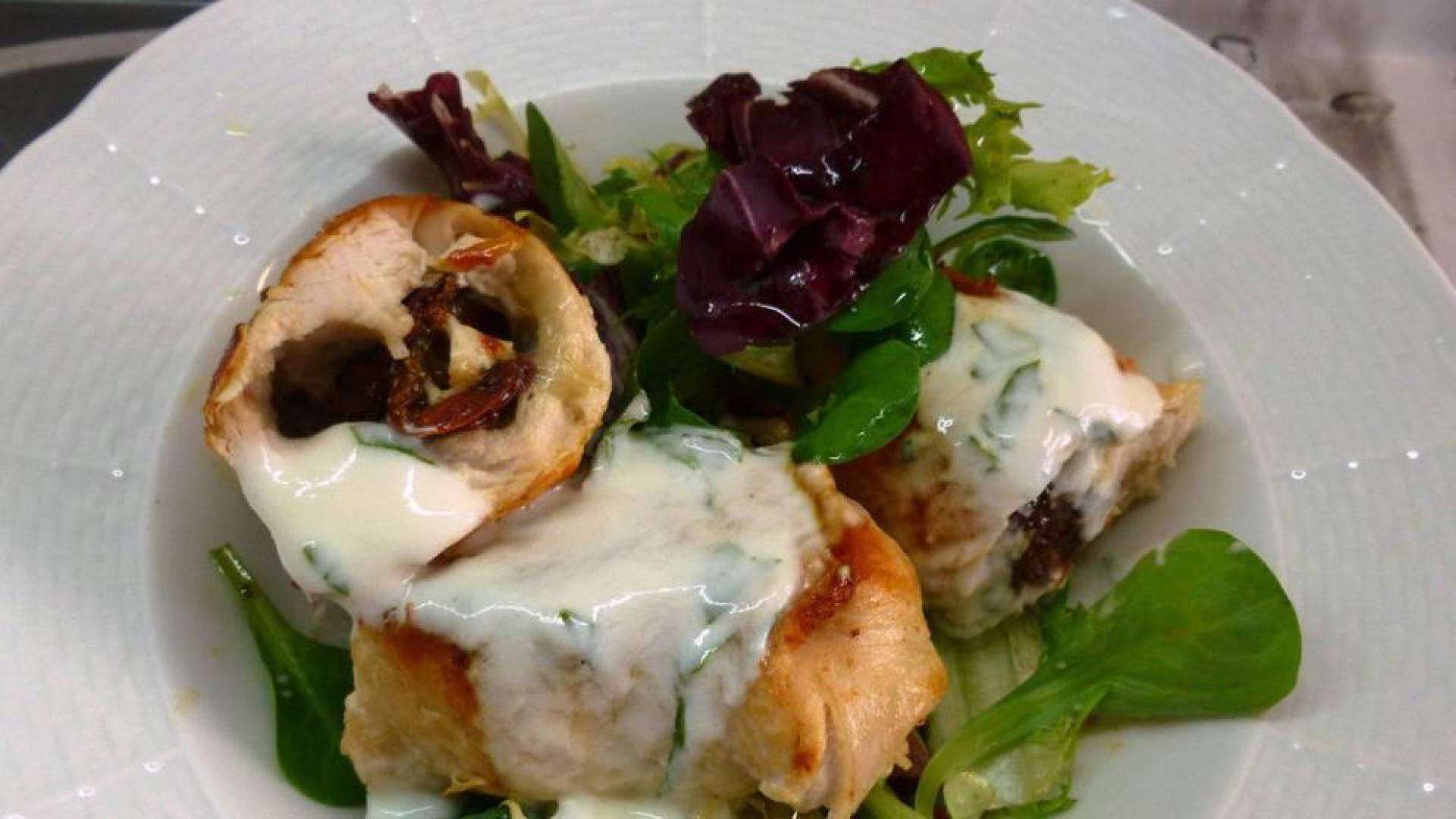 Pechuga de pollo rellena