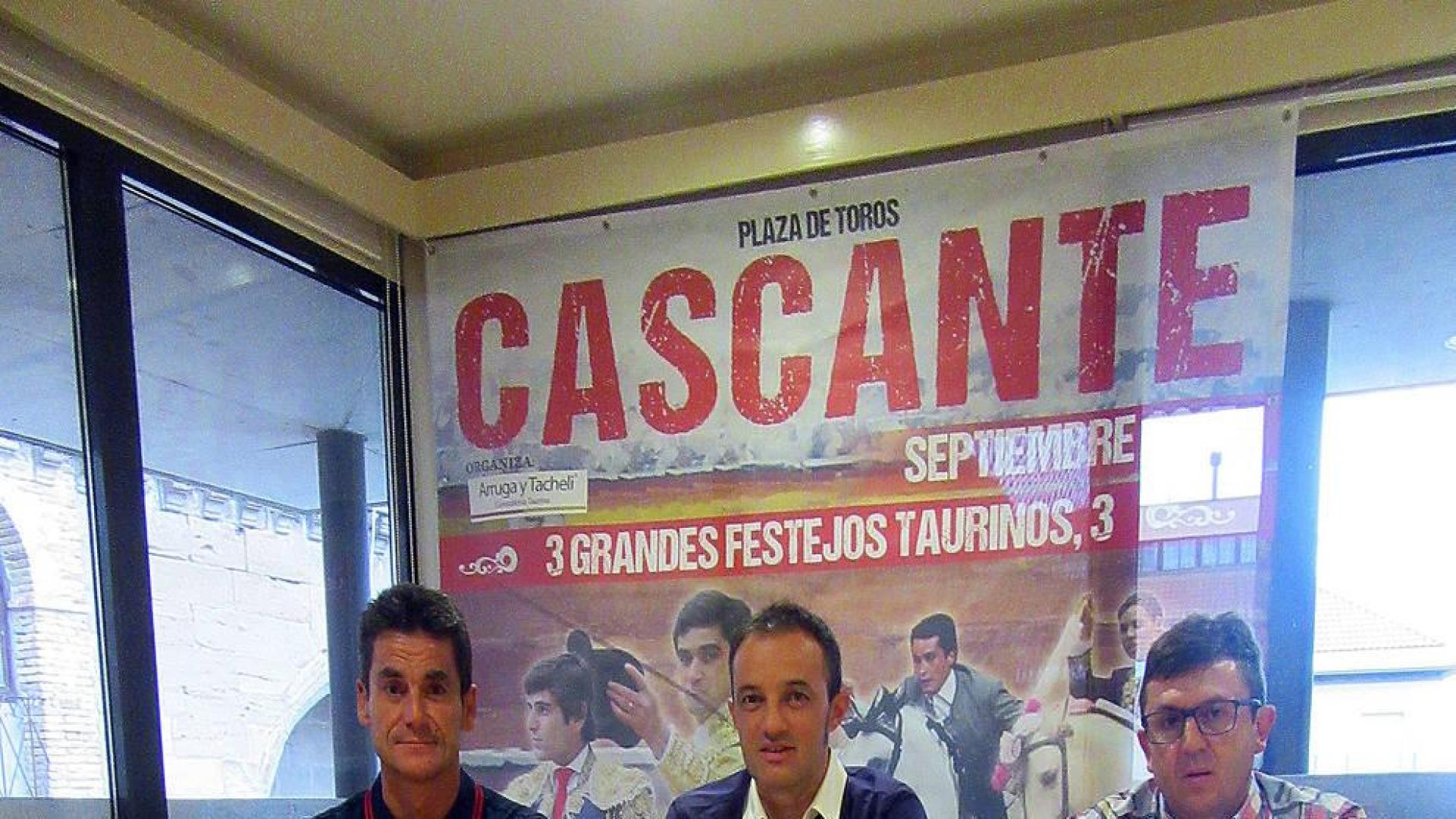De izda. a dcha., Jesús Arruga, Mario García y Manuel Romeo.