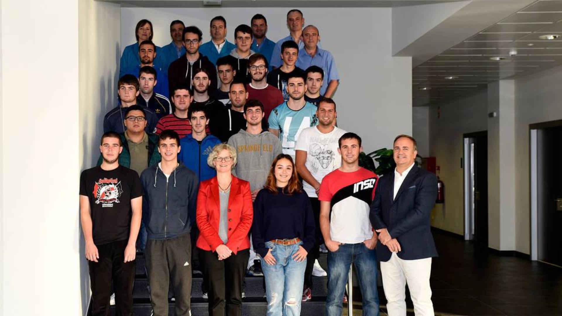 21 jóvenes en la sexta edición del Programa de Aprendices de Volkswagen Navarra