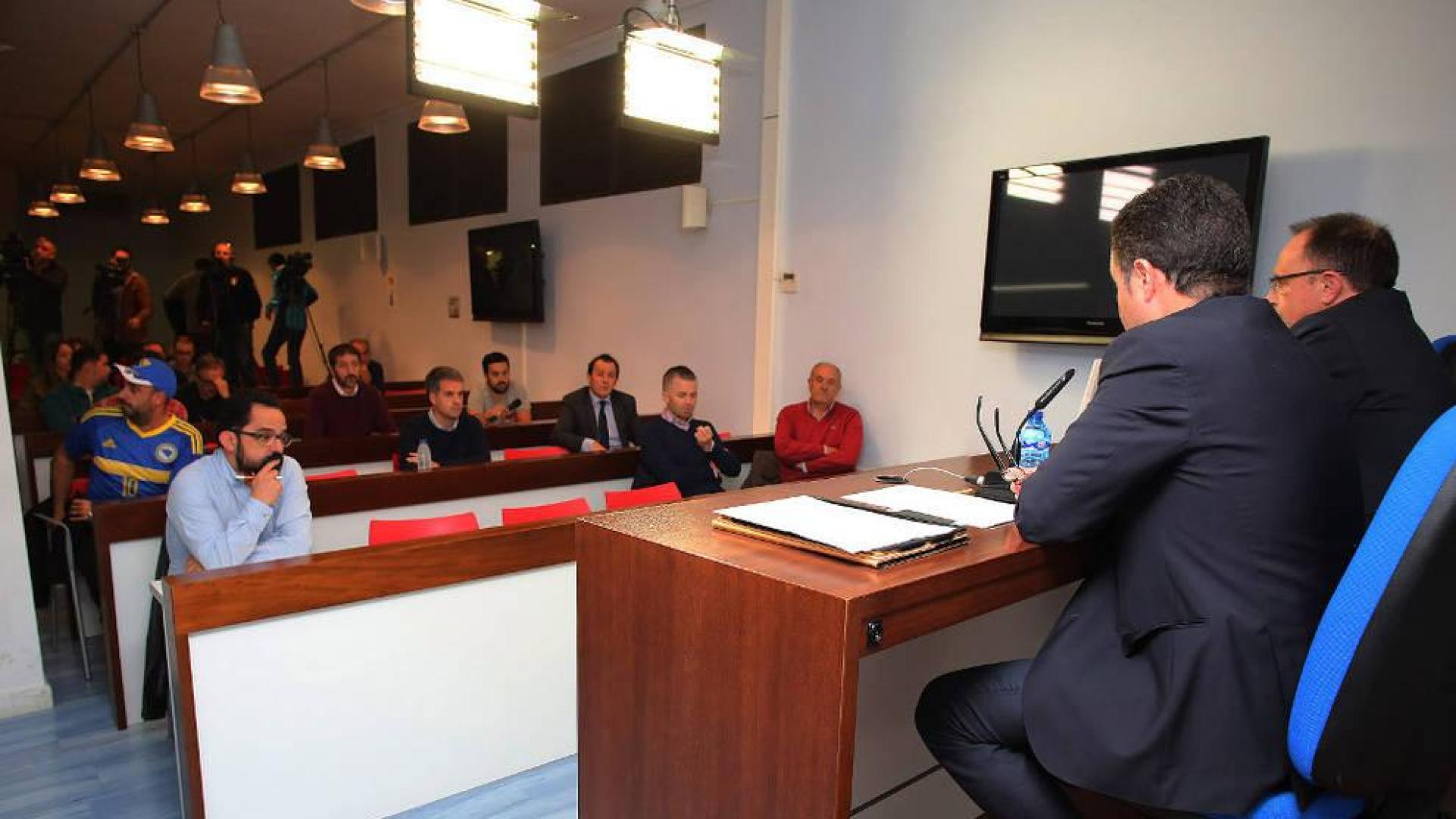El patrocinio de Osasuna será público
