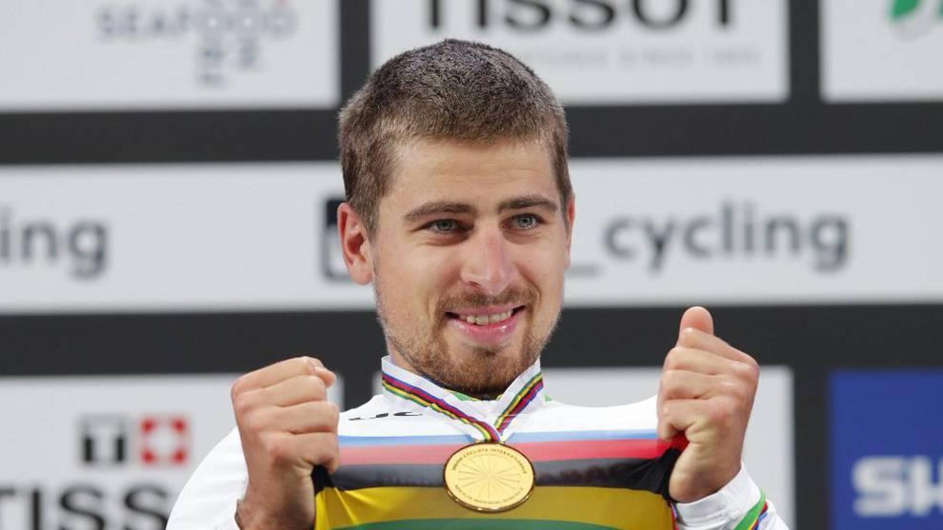 Sagan hace historia con su tercer maillot arco iris consecutivo