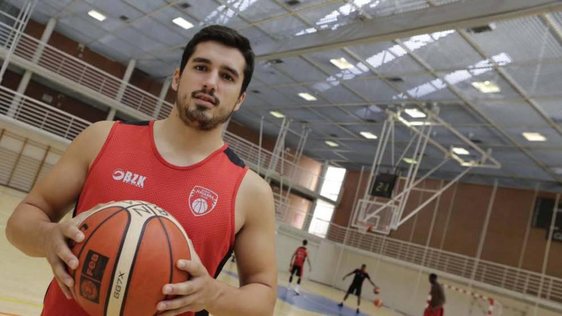 La segunda vez de Álex Calvo en el Basket Navarra