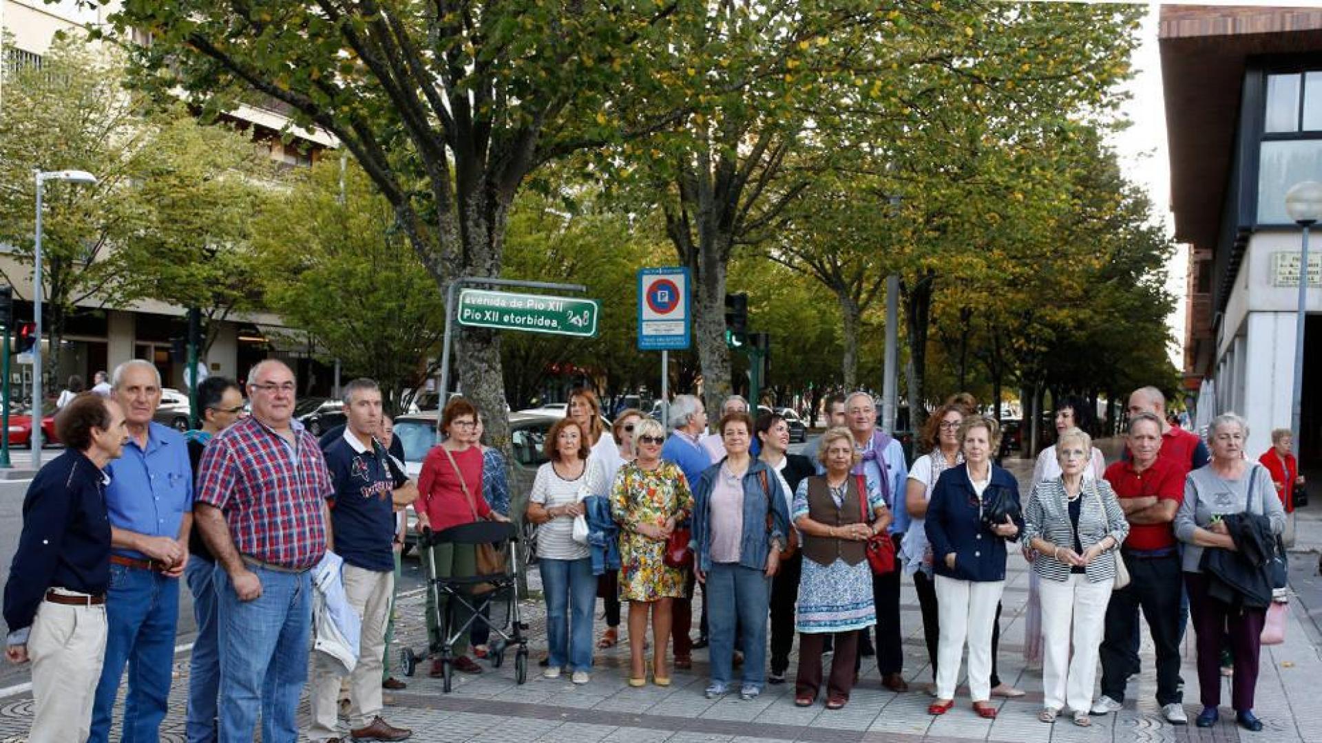 Vecinos y comercios se unen para tratar de parar la reforma de Pío XII