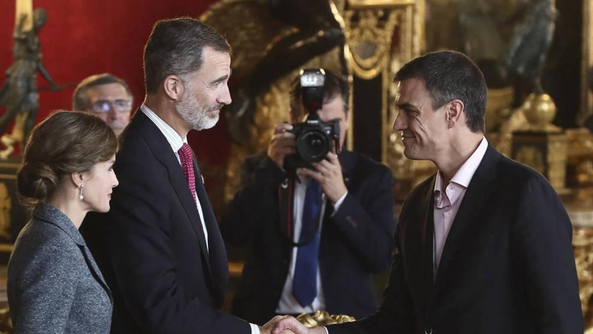 Sánchez: Puigdemont "tiene difícil no contestar" al requerimiento del Gobierno
