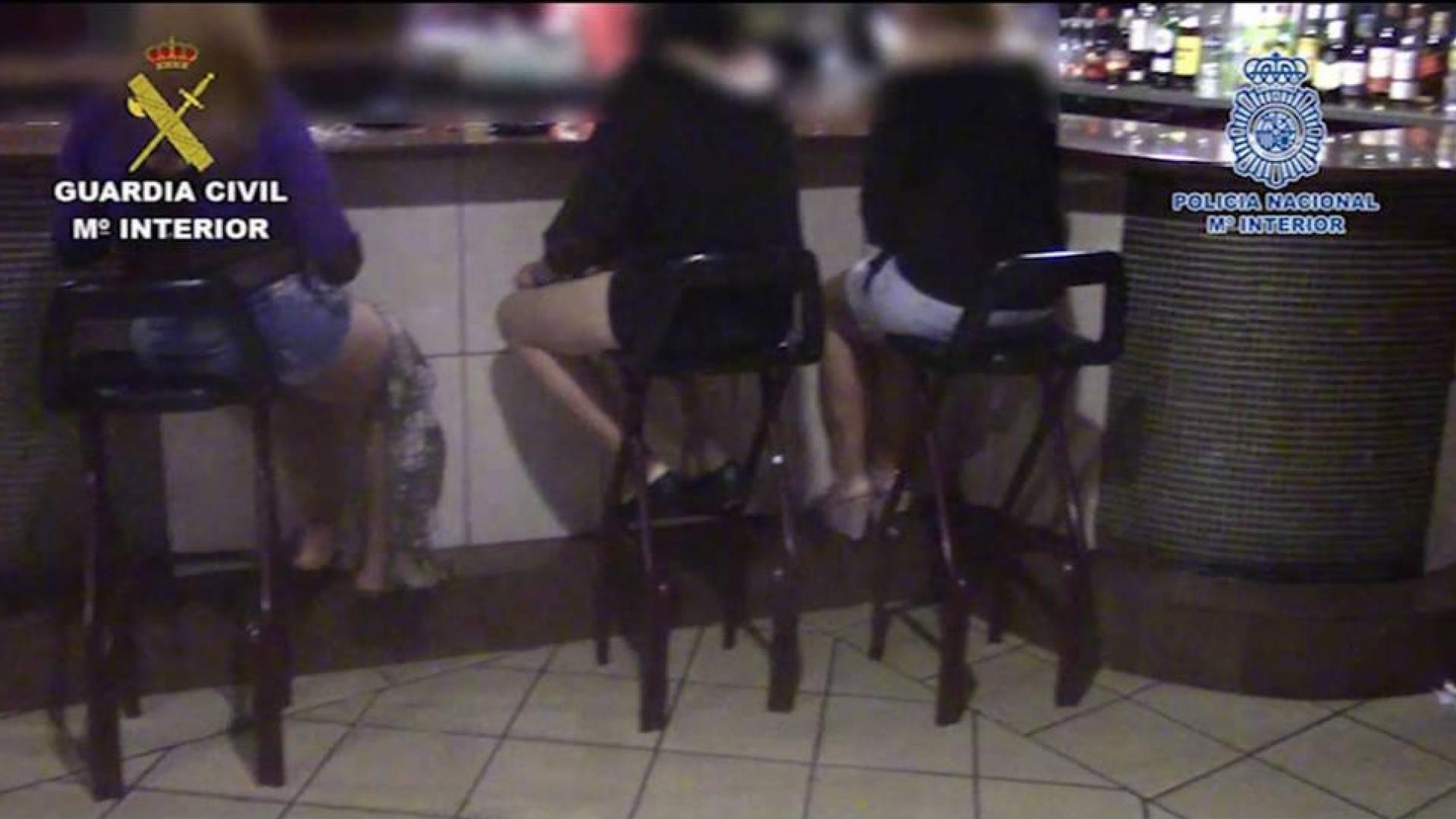 El 'negocio' de vender a tu hija por 2.000-4.000 euros