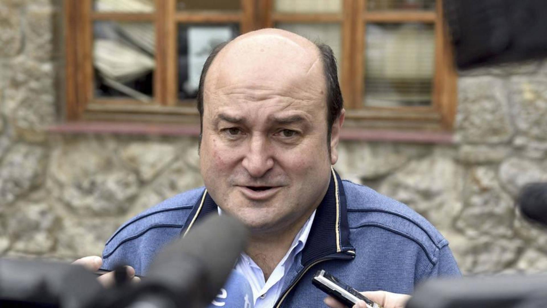 Ortuzar (PNV): "Creo que el PSN va a estar en el cambio en Navarra"