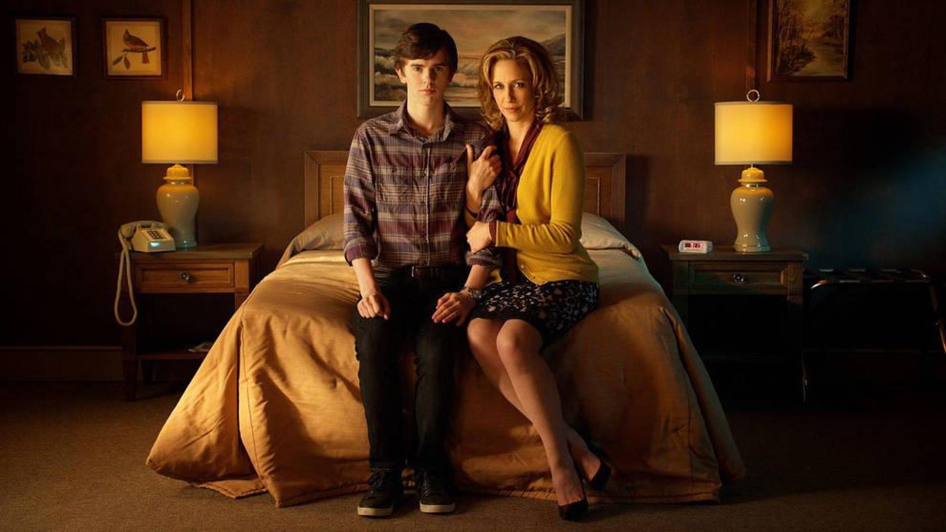 Freddie Highmore, de ser Norman Bates a salvar vidas en "The Good Doctor"