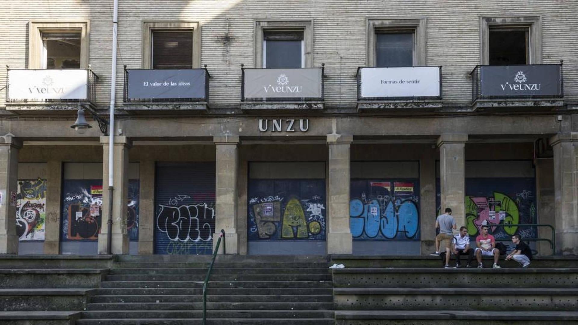 Alertan de “insalubridad” en la plaza de los Burgos de Pamplona