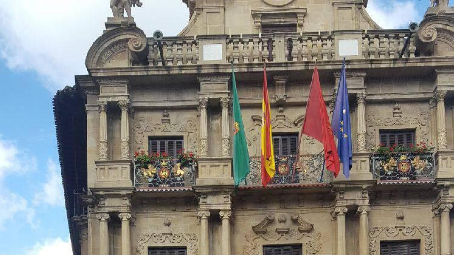 Pamplona se tiñe de rosa en la carrera contra el cáncer de mama