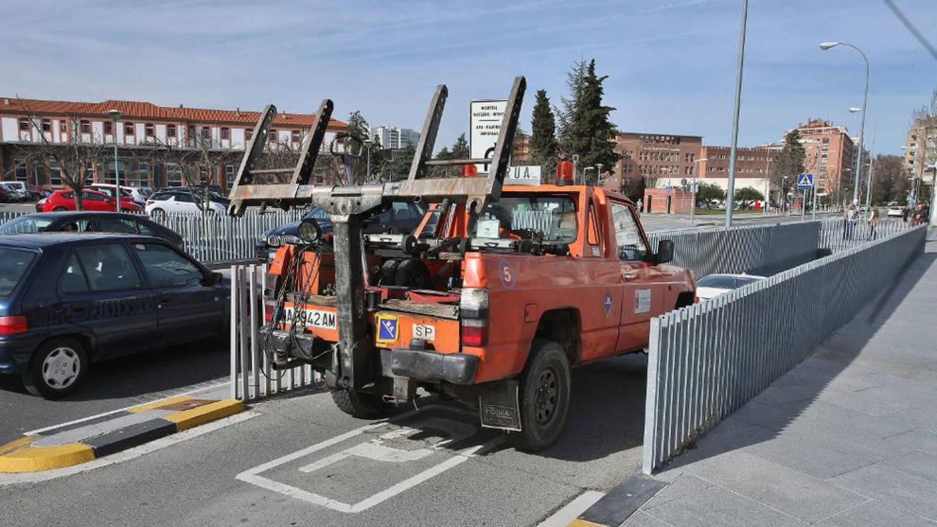 El coste de la grúa municipal en Pamplona, en la media nacional
