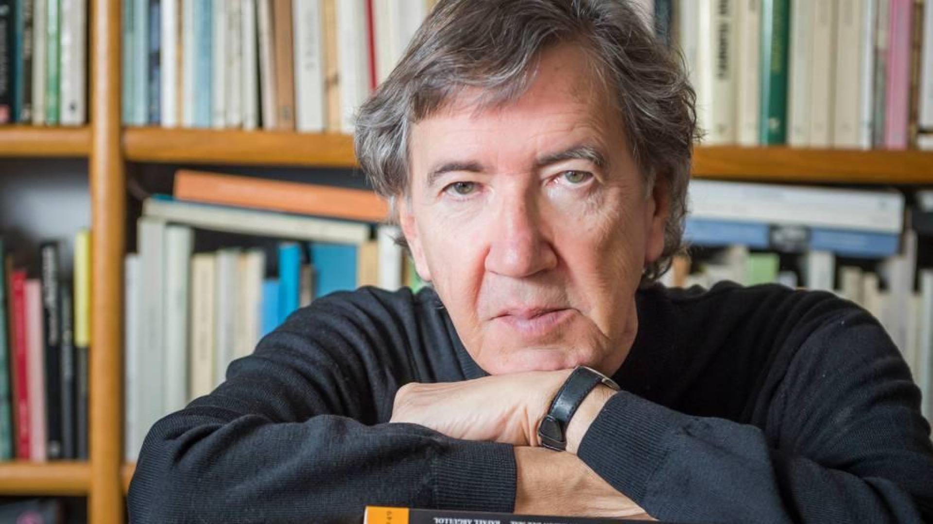 “Caigo muy poco en lo obsceno: cuento la intimidad universal”
