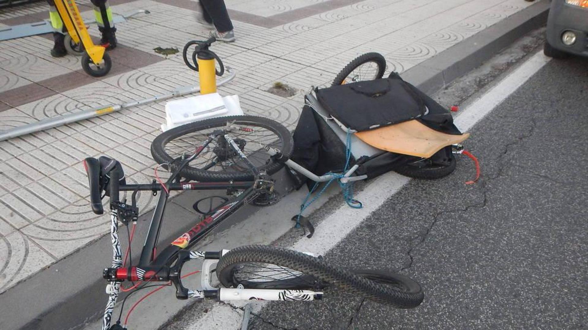 Herido grave un ciclista tras ser embestido por una furgoneta en Pamplona
