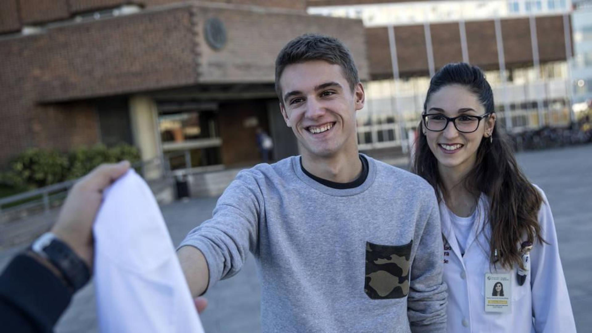 “Con mi primer sueldo ayudaré a otros a estudiar”