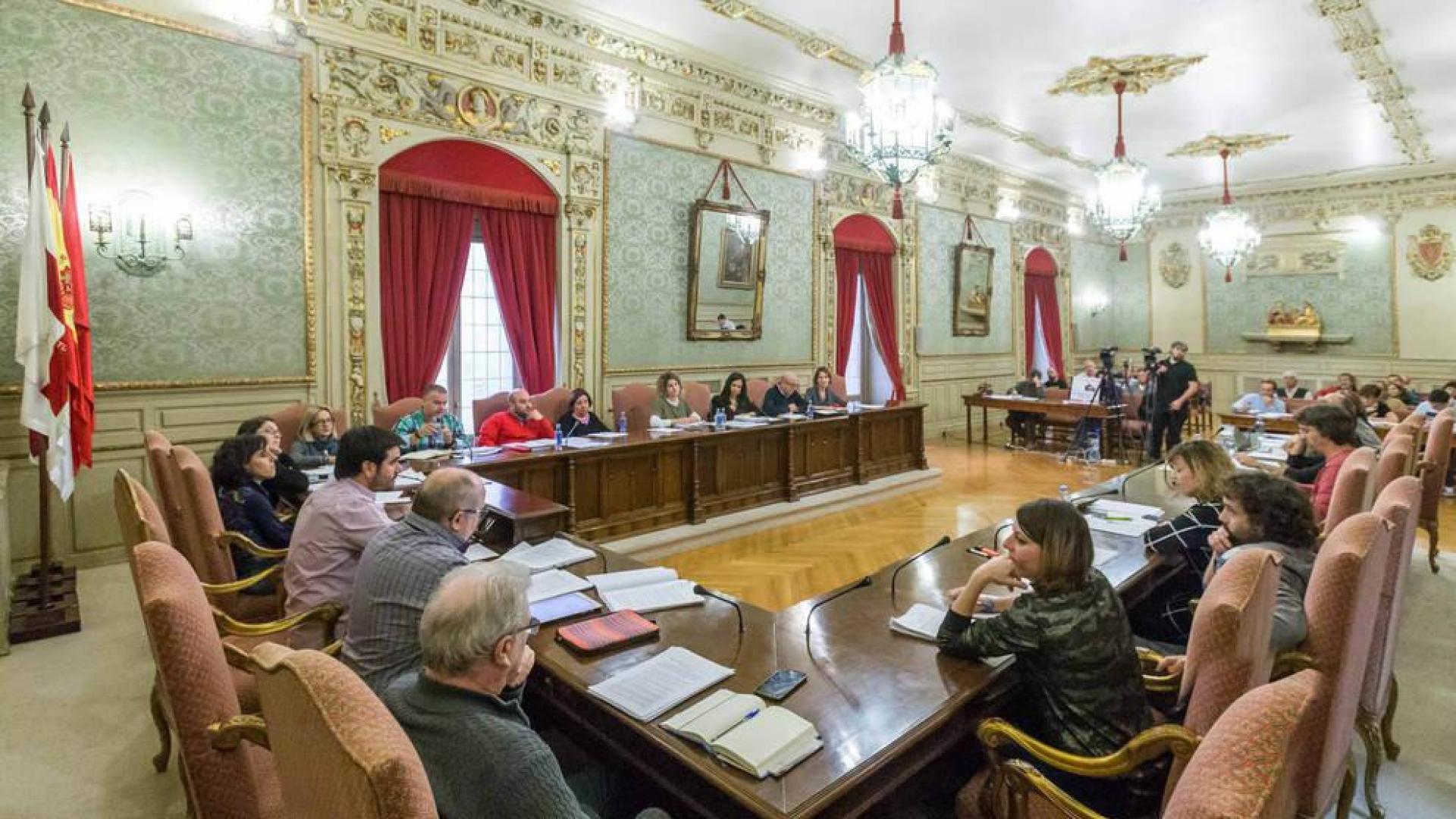 Tudela pide retirar el decreto del uso del euskera en la Administración